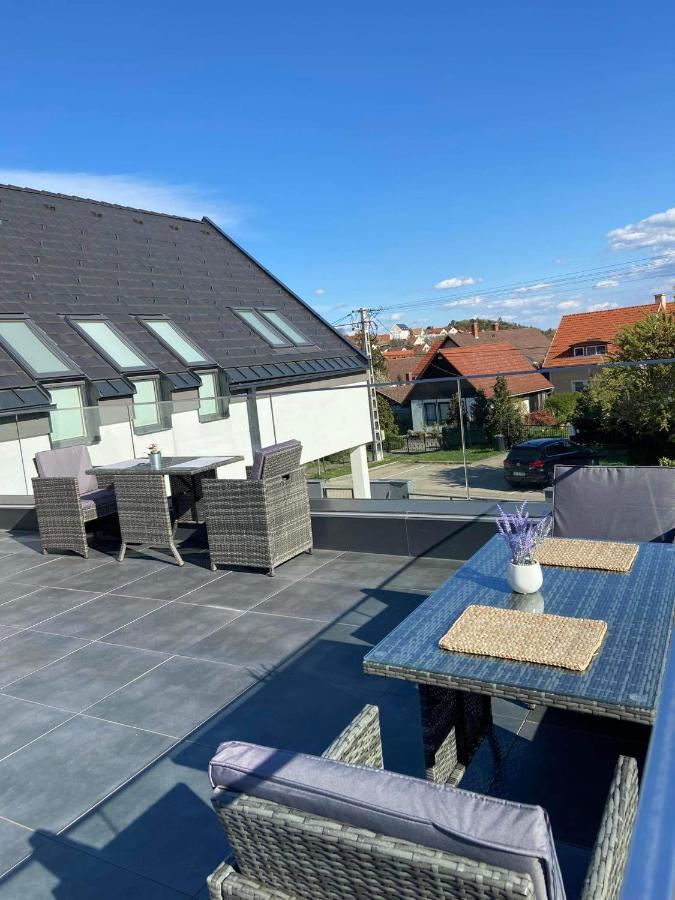 Villa Corner Tihany Buitenkant foto